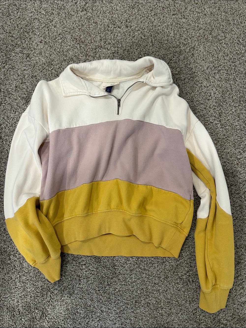 Universal Thread color block pullover